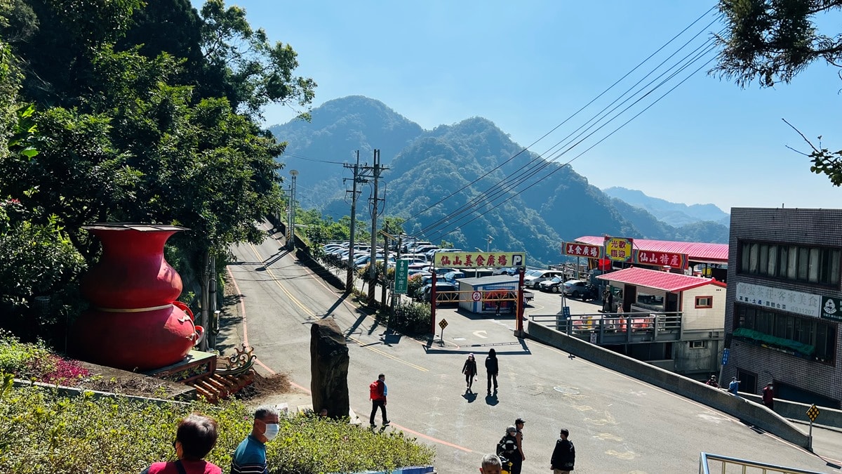 苗栗獅潭|仙山靈洞宮|短短路程體驗原始森林路、樹根攀爬、裸岩、峭壁拉繩的精采高cp值路線 - 第2張圖