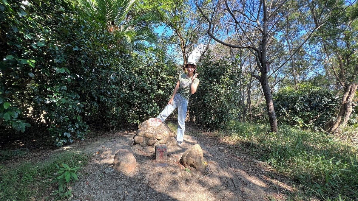 桃園南崁山|樹蔭下輕鬆舒適、親子路線|五酒桶步道山徑上~輕鬆、不流汗、不曬太陽就能走到的網美打卡點 - 第15張圖