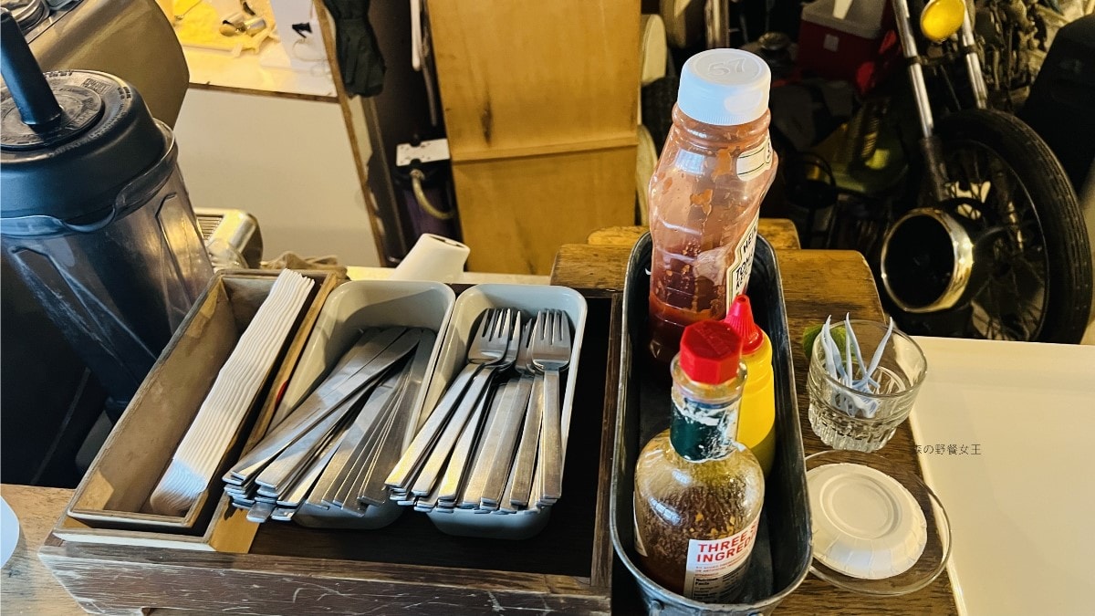 KICK Burger|新店美式漢堡店|重機騎士聚會交流|必點~像馬卡龍般有脆殼感的薯條 - 第12張圖