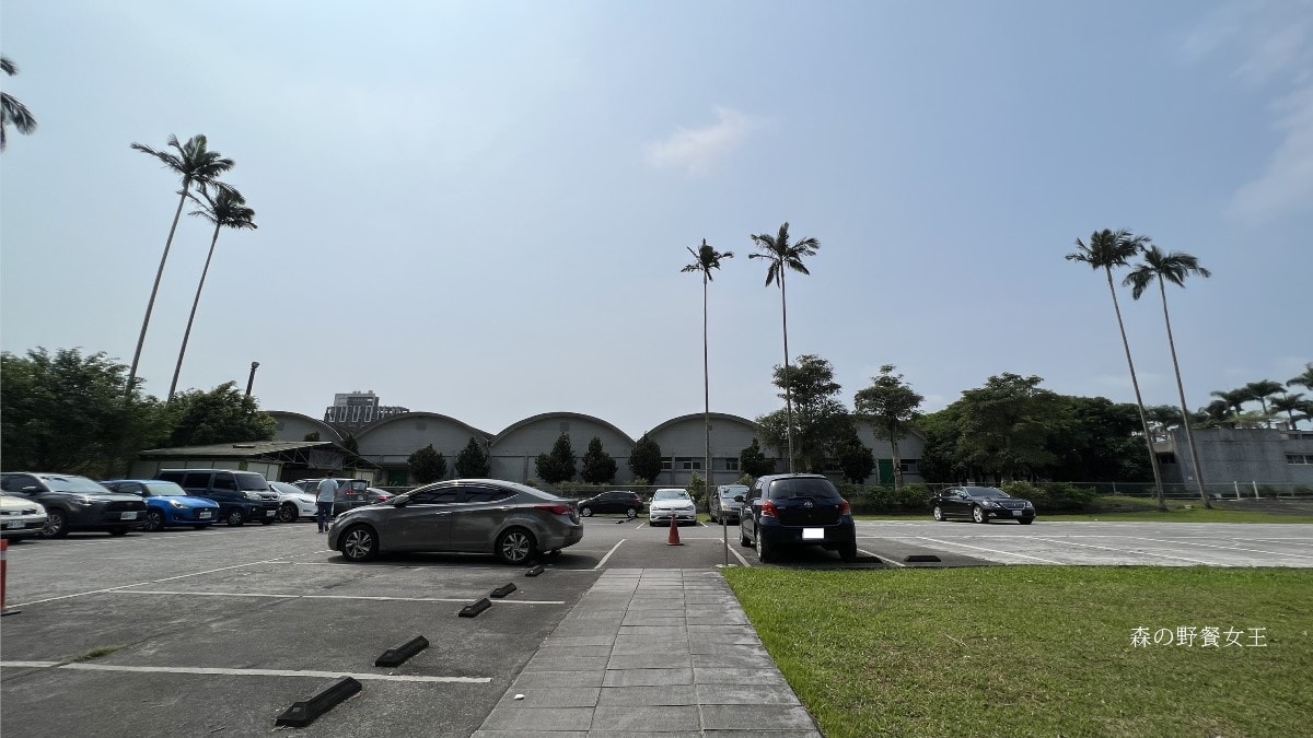 龍潭湖風景區|龍潭湖畔悠活園區|龍掌坡大碗公溜滑梯|全台最大的白色貨櫃建築~散步小日月潭的湖光山色 - 第4張圖