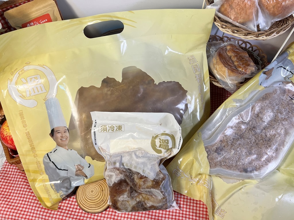 食尚玩家攜手Chubby Doo甜甜圈、Joss Life手工水餃、熊夫人甜點、溫國智的美食天地、產地咬一口果乾|一日五餐|強強聯手打造「潮台美食」新體驗 - 第27張圖