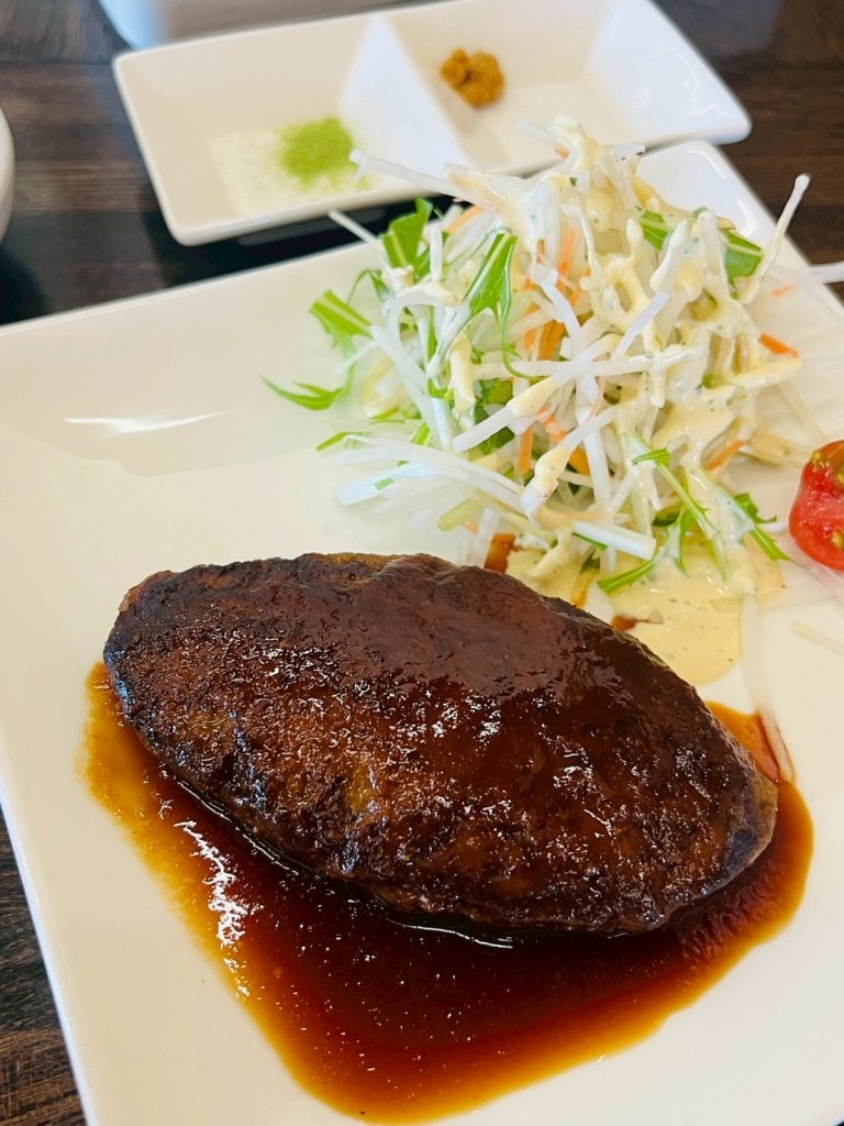 牛の里炭火燒肉餐廳|白老牛直販牛|只要台幣5百多元就有水嫩多汁黑毛和牛 - 第8張圖 牛の里炭火燒肉餐廳|白老牛直販牛|只要台幣5百多元就有水嫩多汁黑毛和牛
