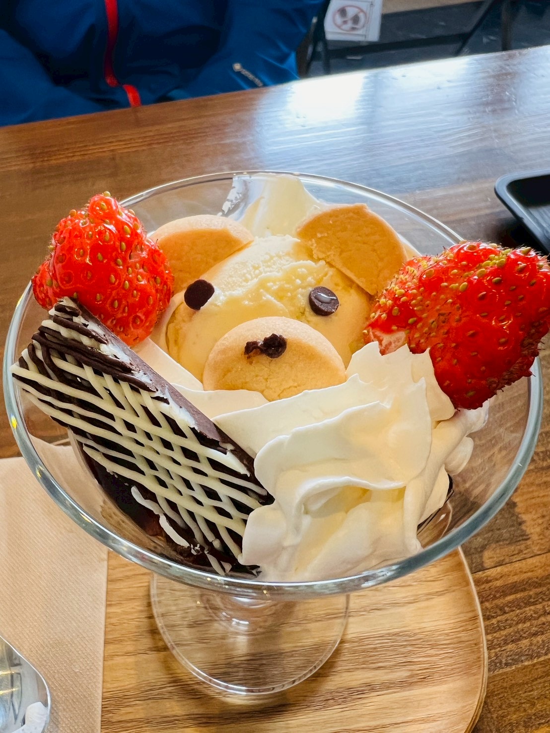 北海道八雲美食|Cafe & Lounge SENTŌ 百年公共澡堂變身咖啡館|嘎滋蹦炸豬排、小熊冰淇淋
